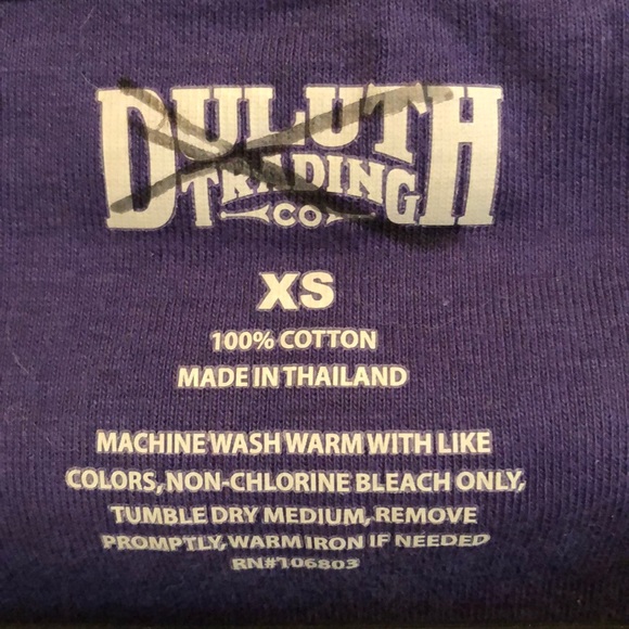 Duluth Trading Co. Longtail V Neck T Shirt - Picture 3 of 7